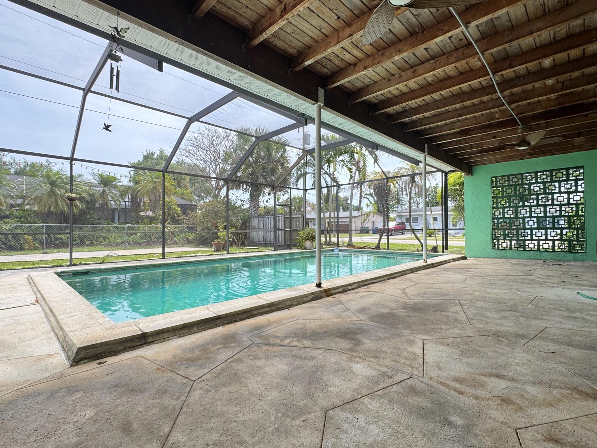 21045 Condado Road Cutler Bay, FL 33189 - Photo 20 of 25 IMG_1700