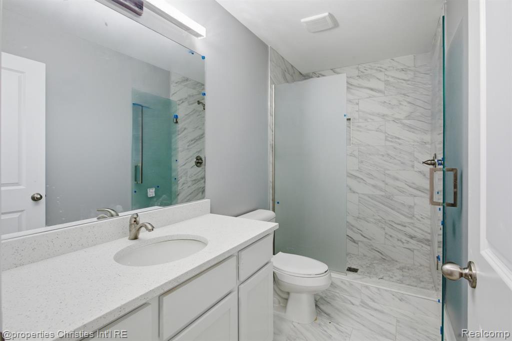 3120 Roma Court Wixom, MI 48393 - Photo 31 of 39