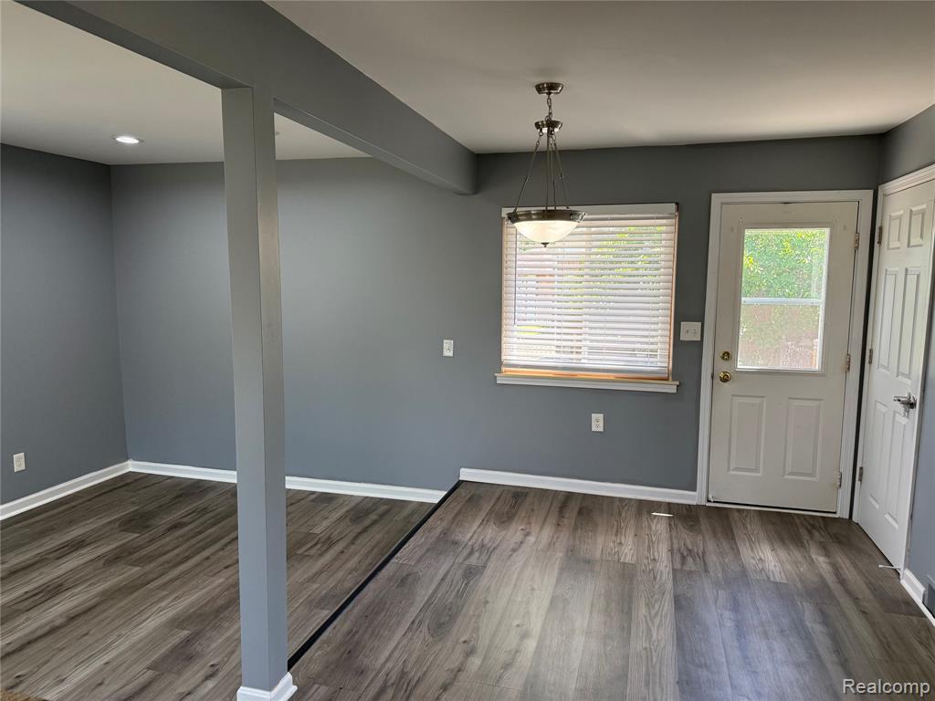 32246 Oakview Drive Warren, MI 48092 - Photo 12 of 22