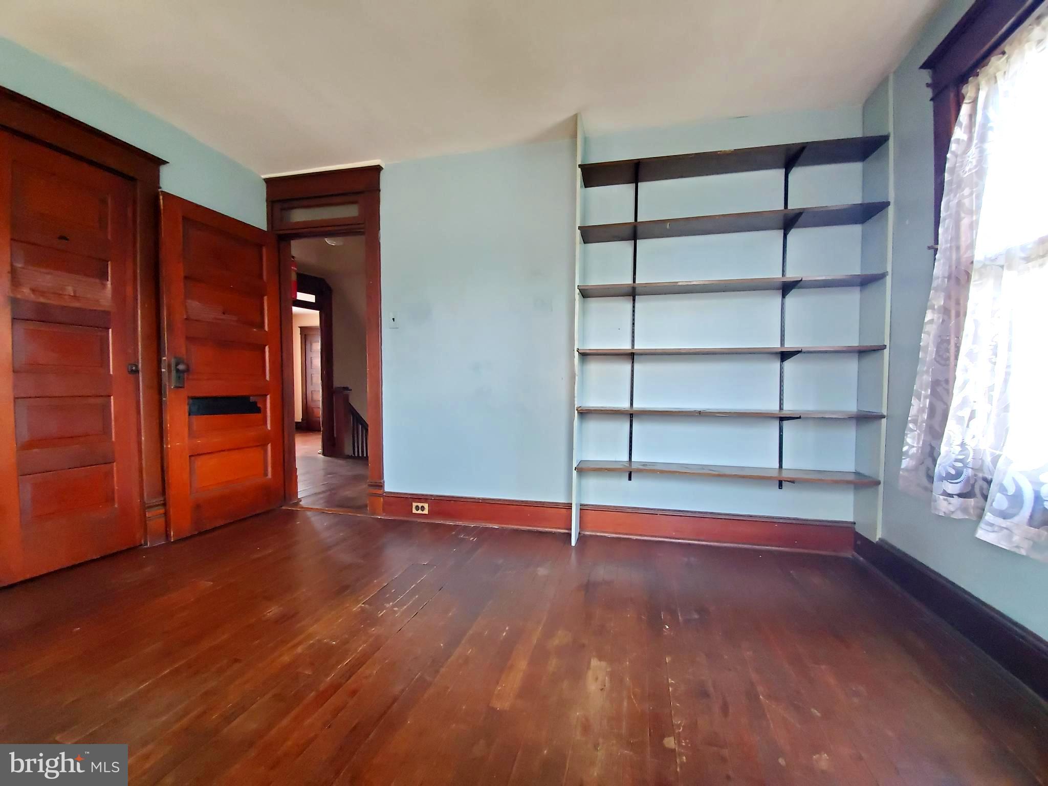 3724 Kanawha Avenue Point of Rocks, MD 21777 - Photo 14 of 23 Bedroom Three - Built in shelving.
