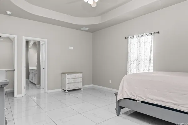 $420,000 | 8116 Ventura Boulevard, Selma, TX 78154