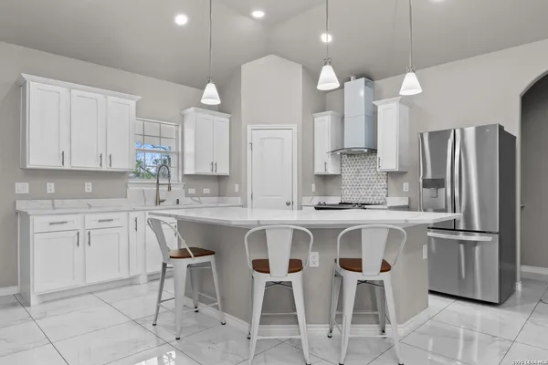 $420,000 | 8116 Ventura Boulevard, Selma, TX 78154