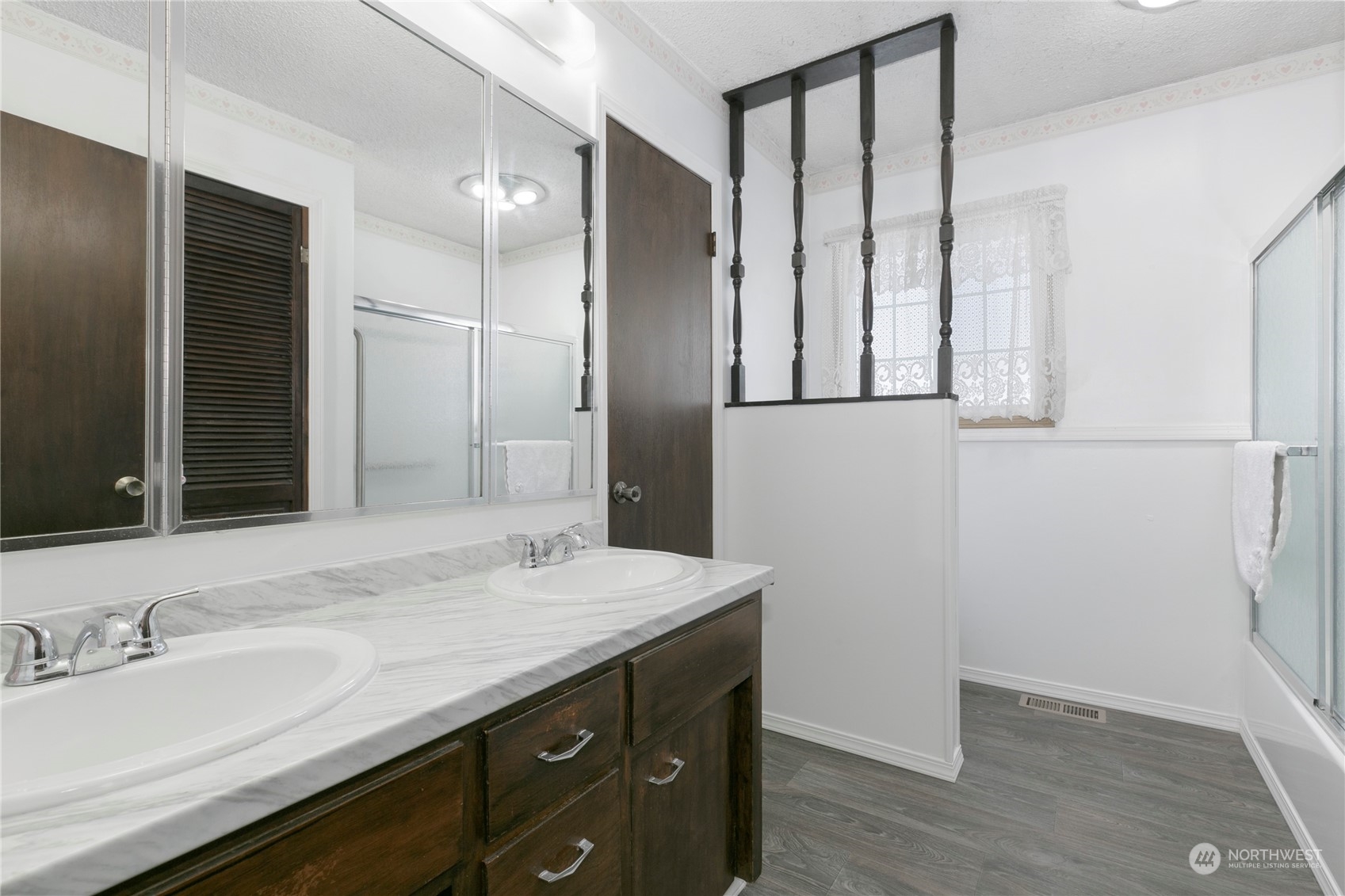 9703 Ridgeway Road Yakima, WA 98903 - Photo 15 of 24 Gallery Image 15