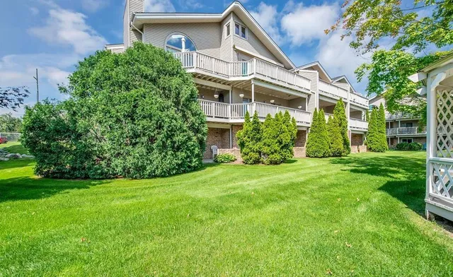 $235,000 | 21082 Boulder Circle, Northville, MI 48167