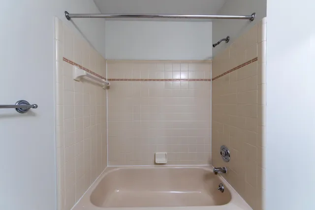 $235,000 | 21082 Boulder Circle, Northville, MI 48167