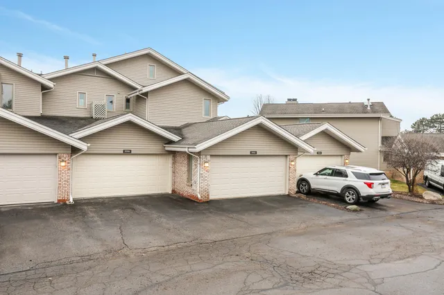 $235,000 | 21082 Boulder Circle, Northville, MI 48167