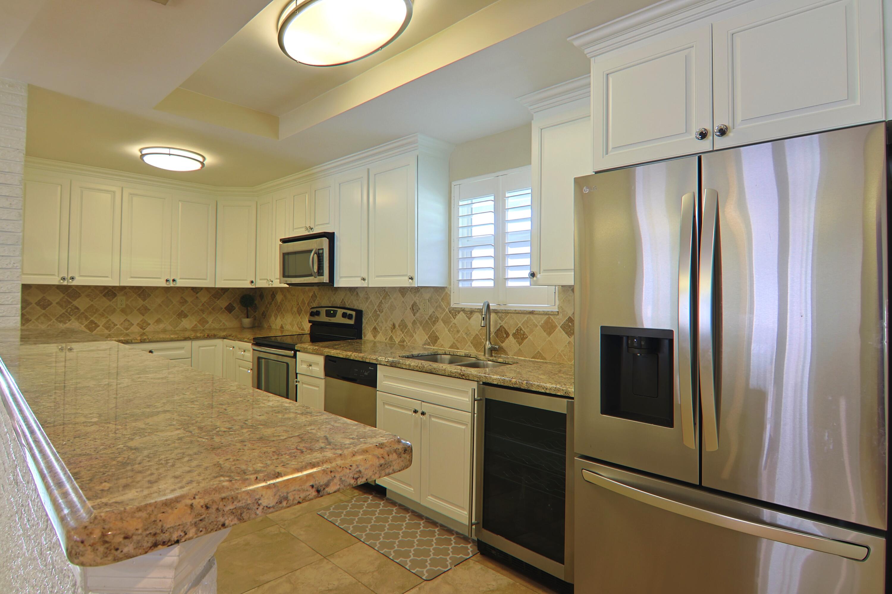 1166 Southwest 3rd Street Boca Raton, FL 33486 - Photo 5 of 28 IMG_4298