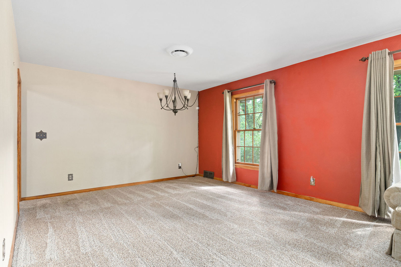 202 Sears Street Plano, IL 60545 - Photo 18 of 32 a view of an empty room with a window