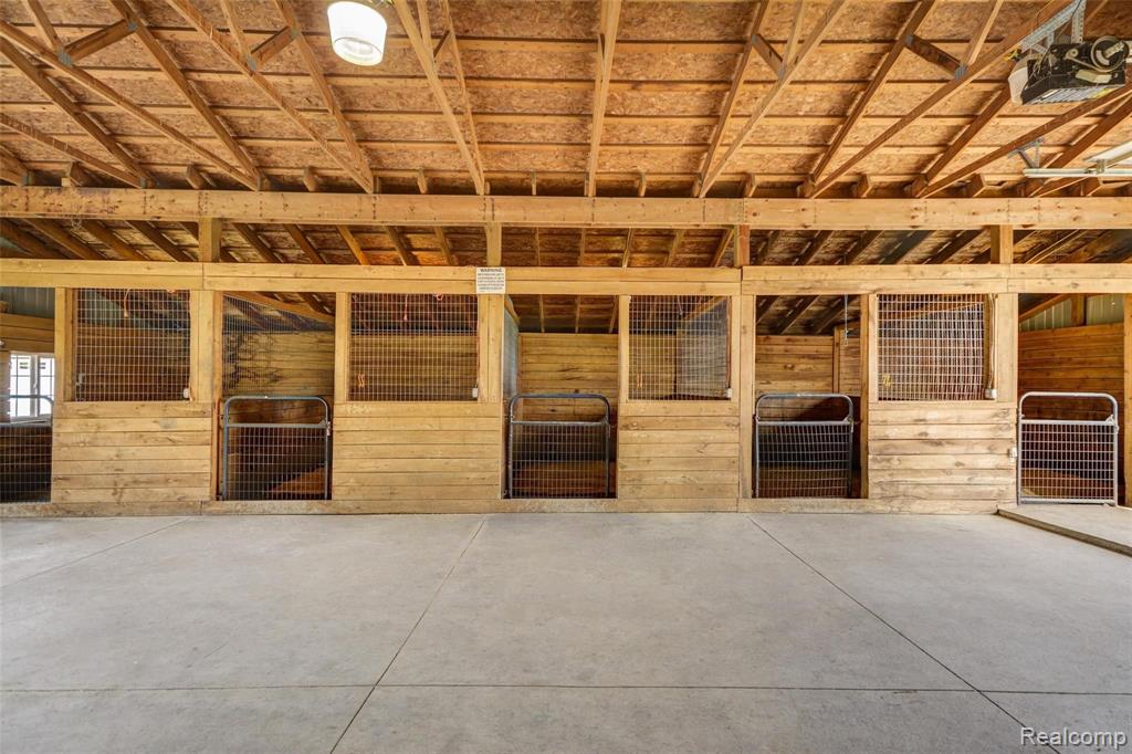 10572 Otter Road Carleton, MI 48117 - Photo 24 of 36 Gallery Image 24