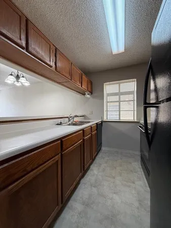 $98,000 | 1723 Crest Grove Drive, Unit 120B, Arlington, TX 76012