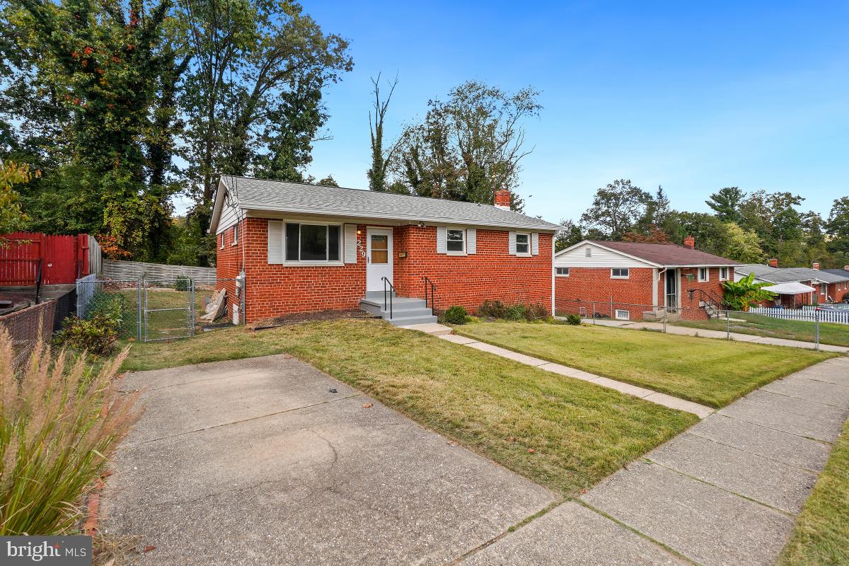 229 Hannes Street Silver Spring, MD 20901 - Photo 2 of 34