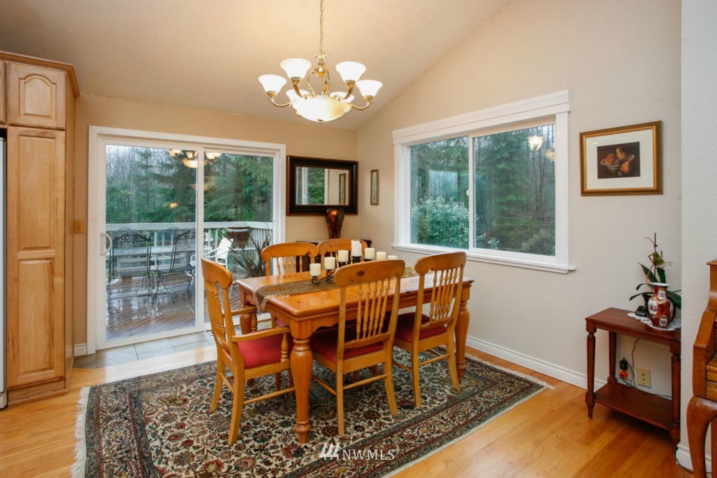 22415 53rd Avenue Southeast Bothell, WA 98021 - Photo 8 of 15