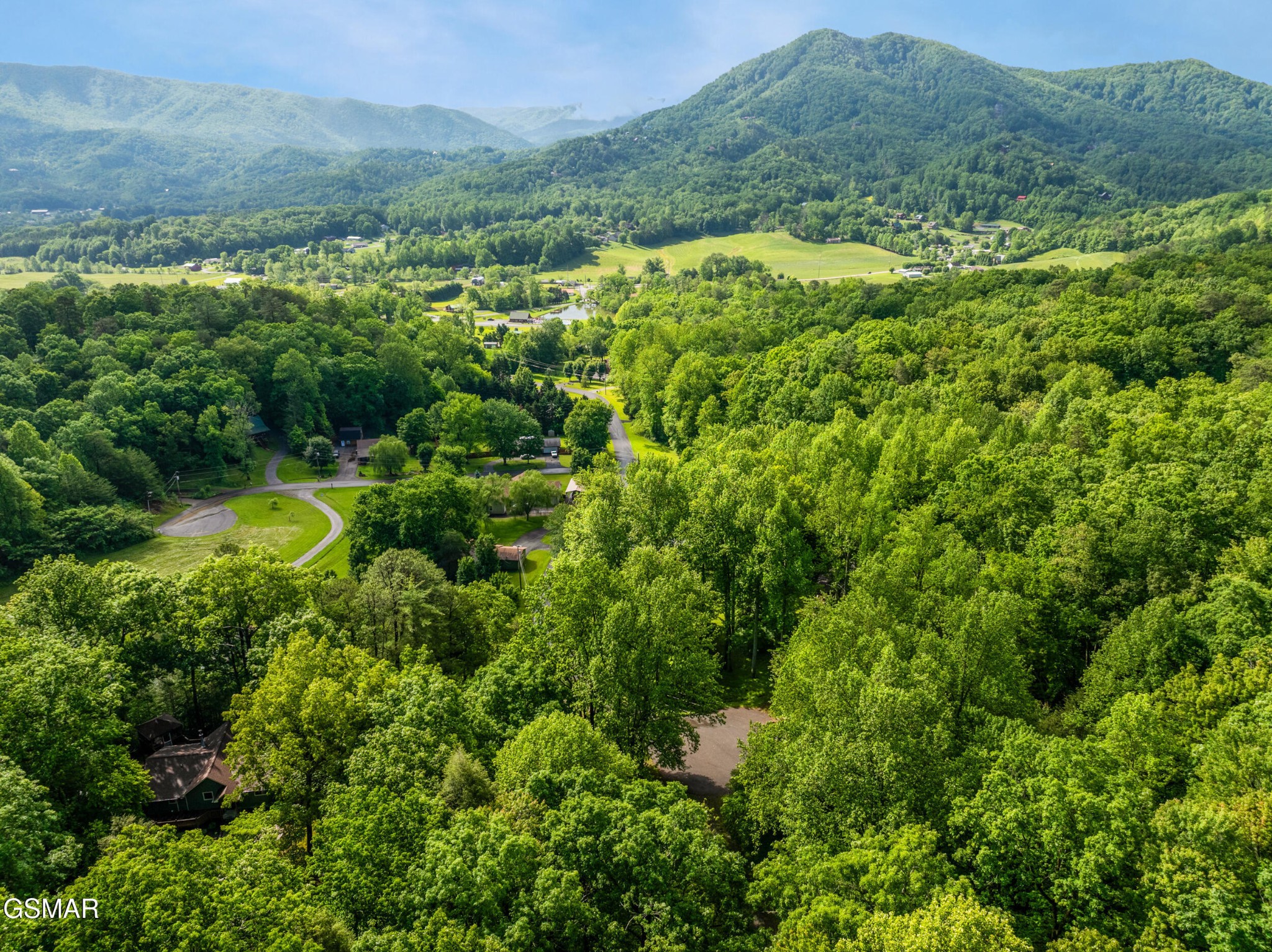 4001 Wears Cove Road Sevierville, TN 37862 - Photo 7 of 22