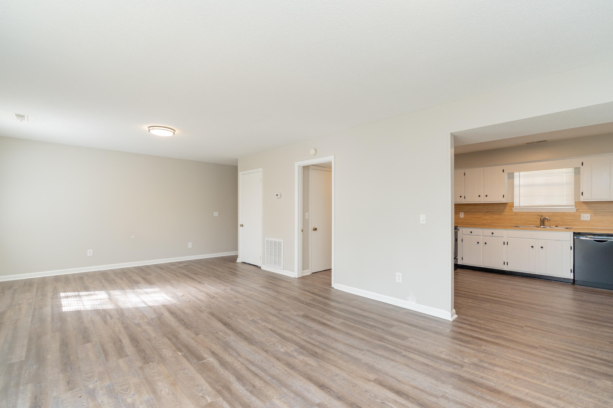 1343 Highland Road Chattanooga, TN 37415 - Photo 19 of 39 Gallery Image 19