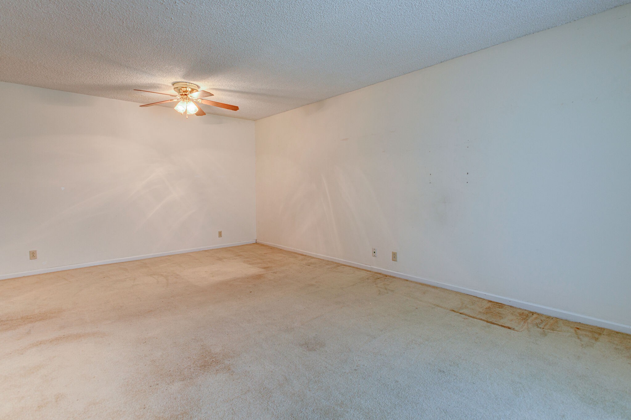 4001 Anderson Road, Unit J19 Nashville, TN 37217 - Photo 8 of 37 a view of empty room