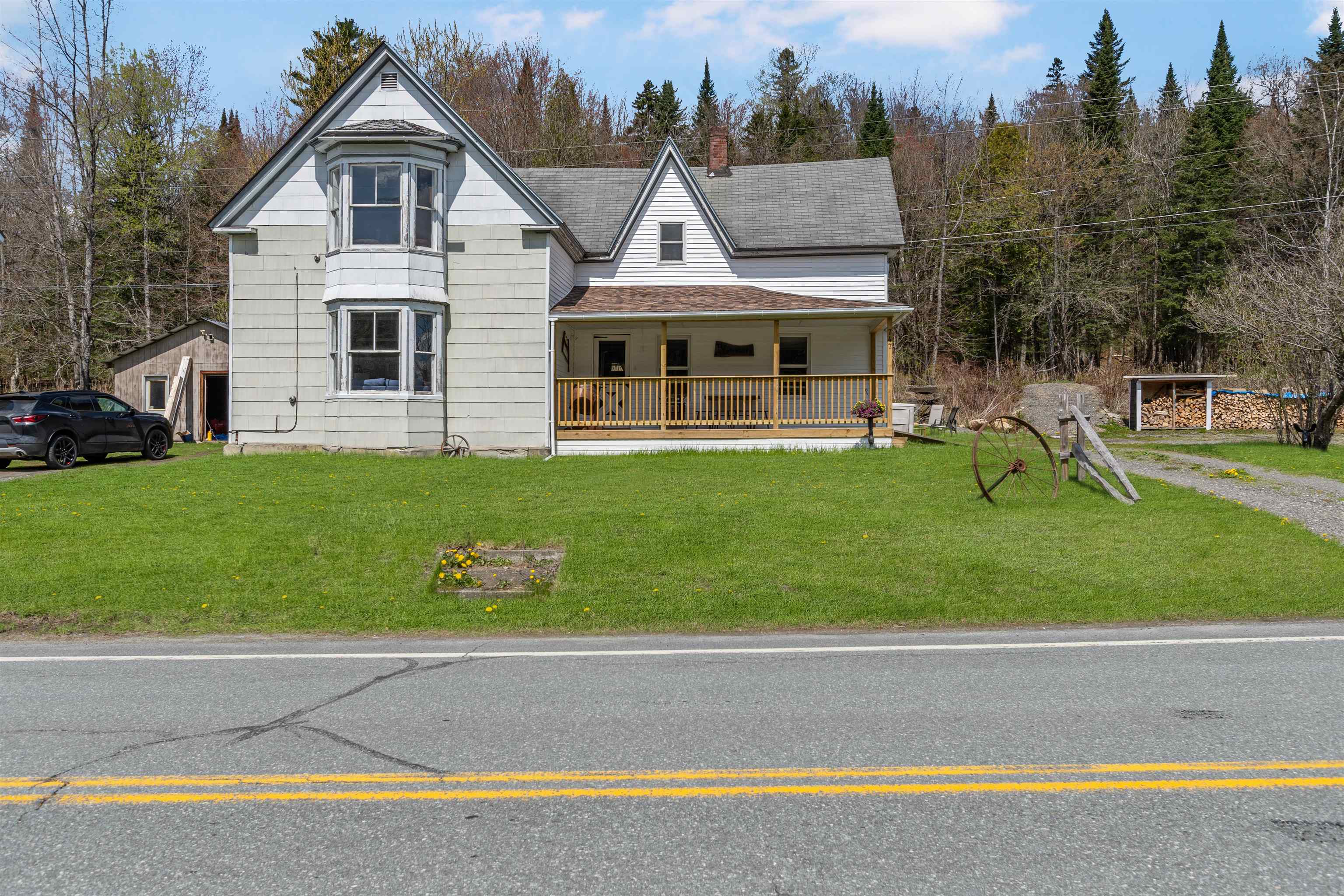747 Highway 253 Canaan, VT 05902 - Photo 2 of 40