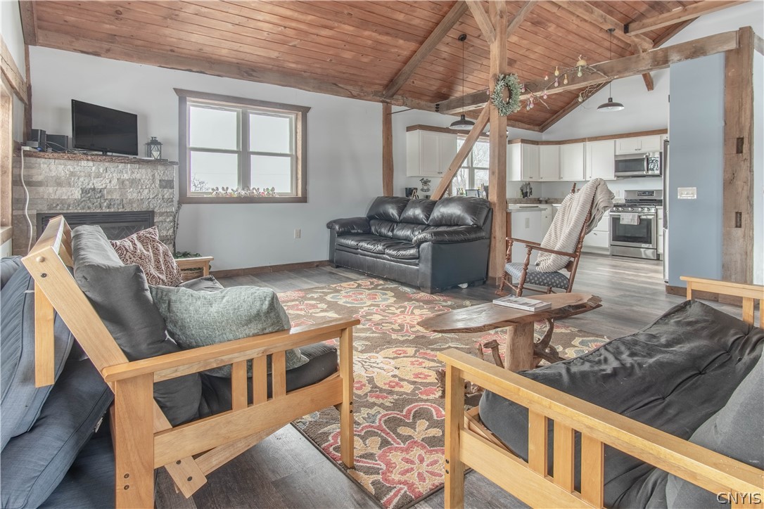 7318 Pine Woods Road Lyme, NY 13693 - Photo 14 of 35 Great room