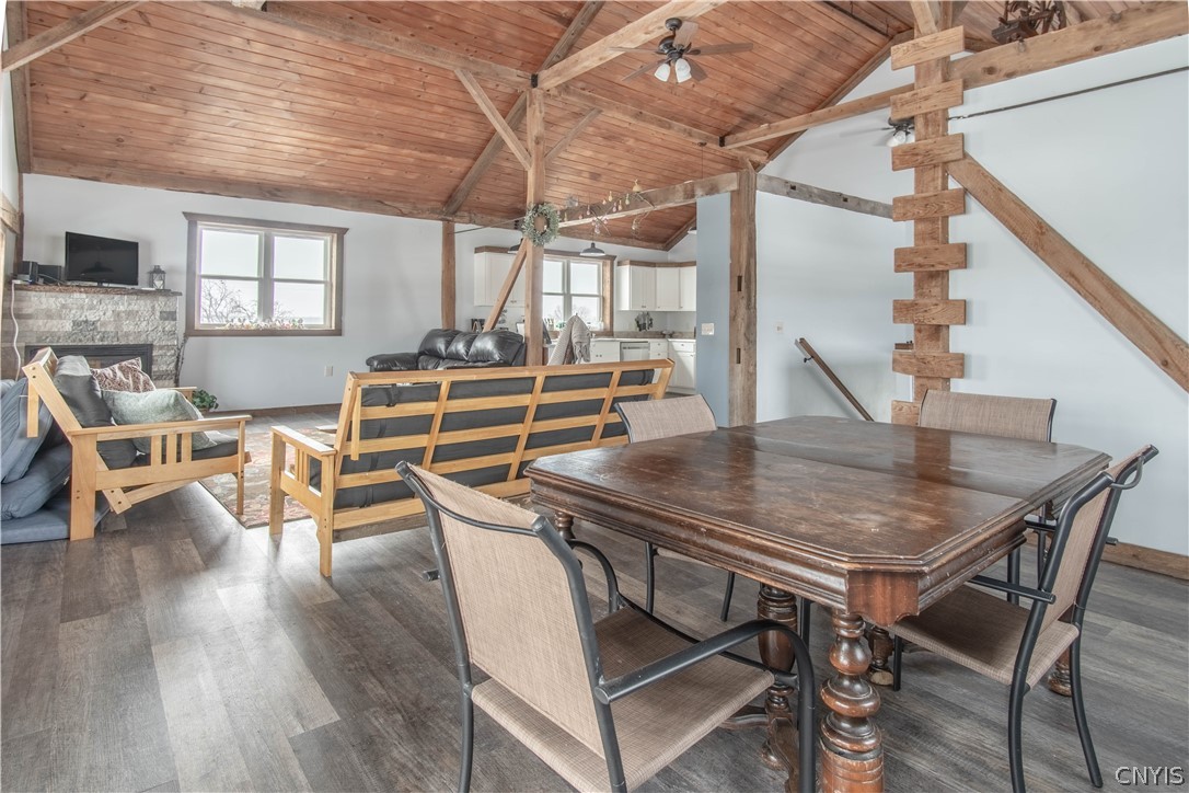 7318 Pine Woods Road Lyme, NY 13693 - Photo 15 of 35 Great room