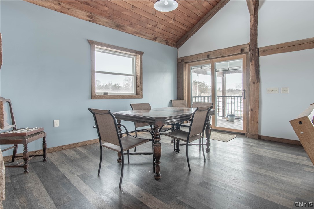 7318 Pine Woods Road Lyme, NY 13693 - Photo 16 of 35 Dining area