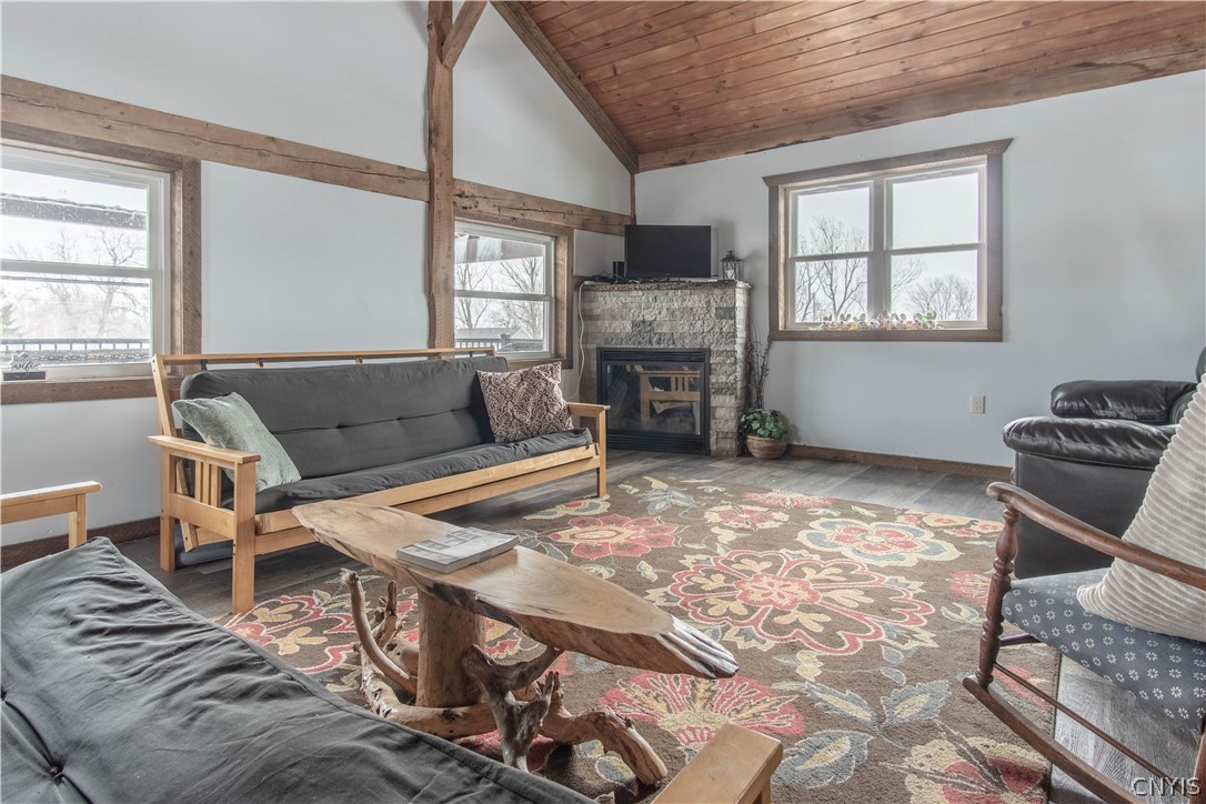 7318 Pine Woods Road Lyme, NY 13693 - Photo 20 of 43 Great room