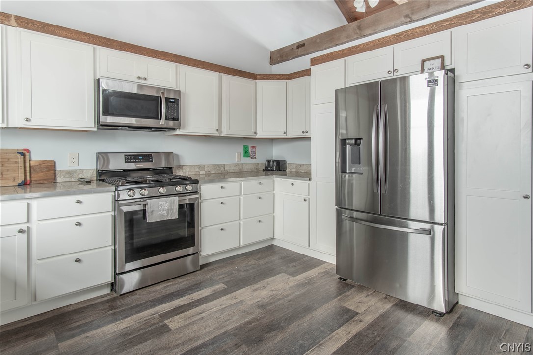 7318 Pine Woods Road Lyme, NY 13693 - Photo 29 of 43 Kitchen