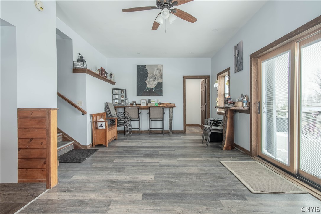 7318 Pine Woods Road Lyme, NY 13693 - Photo 4 of 35 Entryway