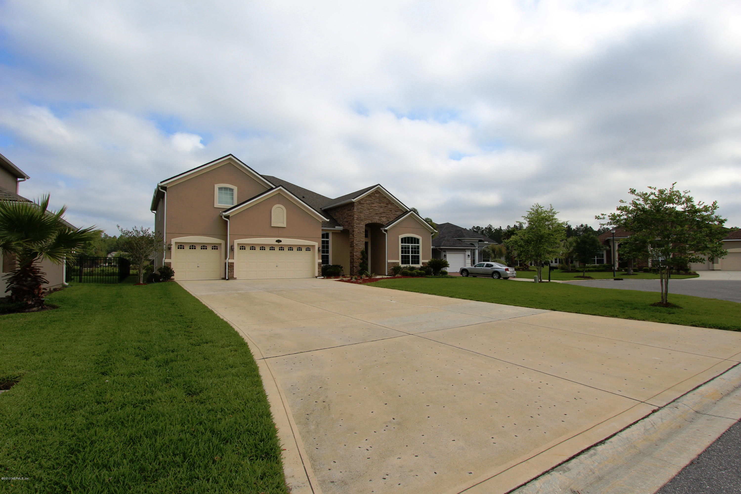 732 Castledale Court Jacksonville, FL 32259 - Photo 49 of 50 a front view of a house with a yard