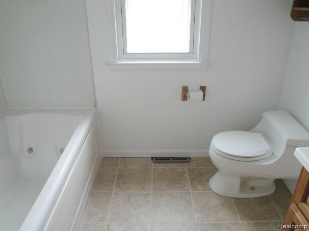 3338 Bullock Road Brown City, MI 48416 - Photo 8 of 14 Full bath