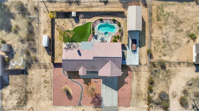 $640,000 | 18311 Owatonna Road, Apple Valley, CA 92307