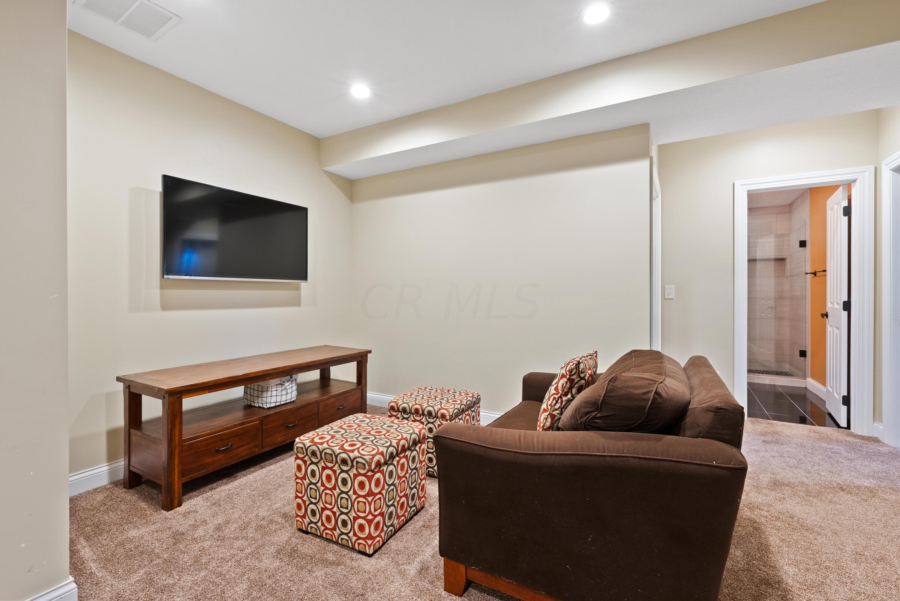 2124 Blayney Road Sunbury, OH 43074 - Photo 22 of 37 Gaming space