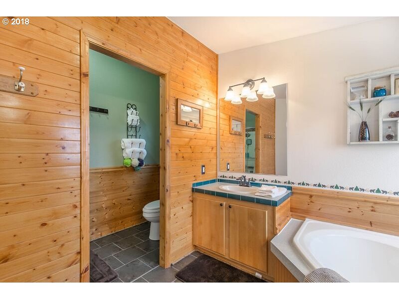 35032 South Ellis Road Molalla, OR 97038 - Photo 21 of 31 Gallery Image 21