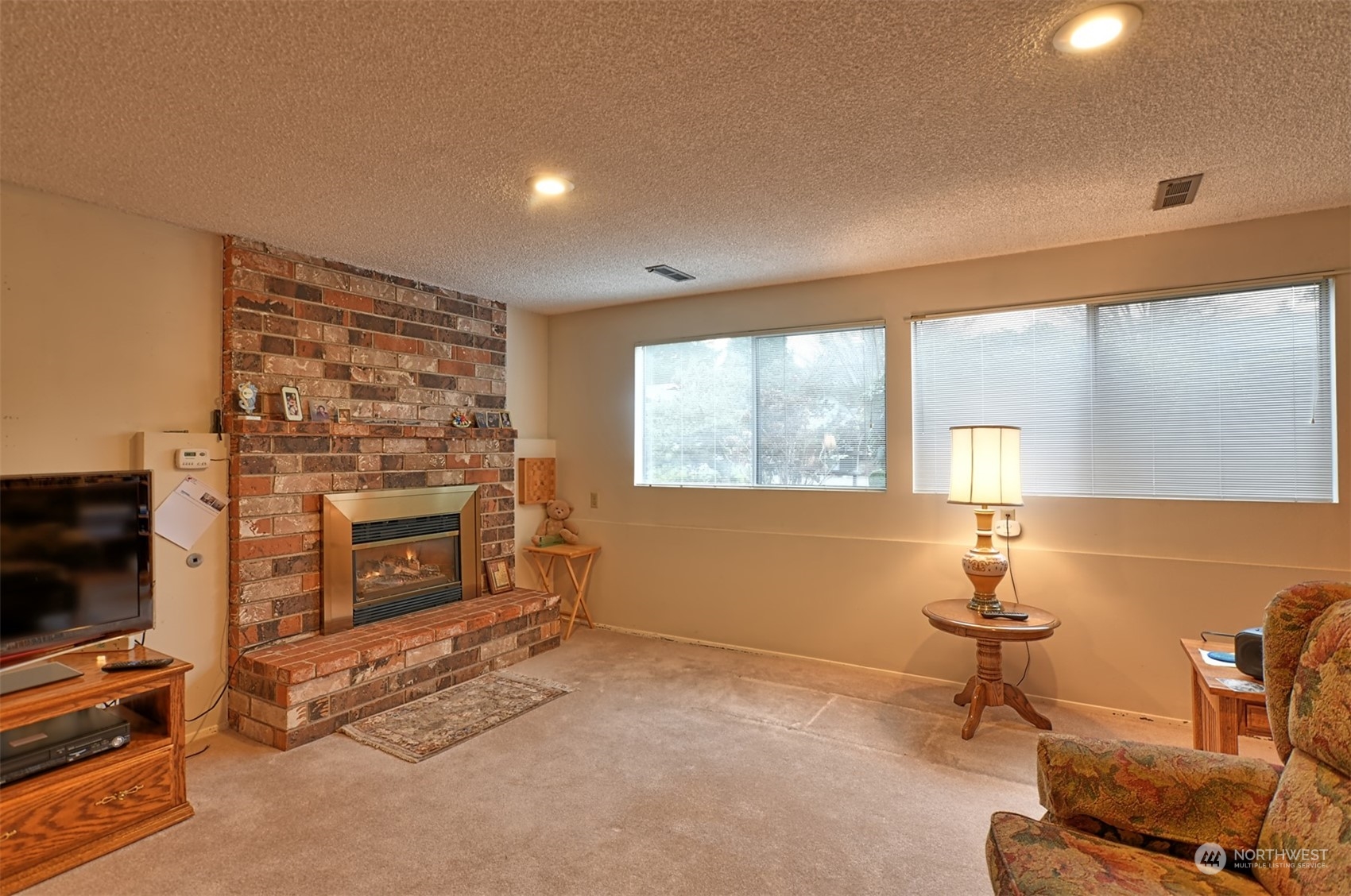 15802 119th Avenue Northeast Bothell, WA 98011 - Photo 13 of 23