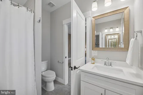 $2,400,000 | 2336 North Oak Street, Falls Church, VA 22046