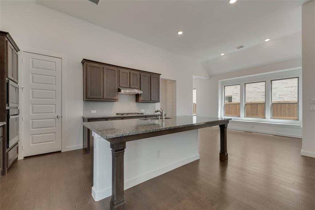 635 Caprice Bluff Fate, TX 75189 - Photo 14 of 34