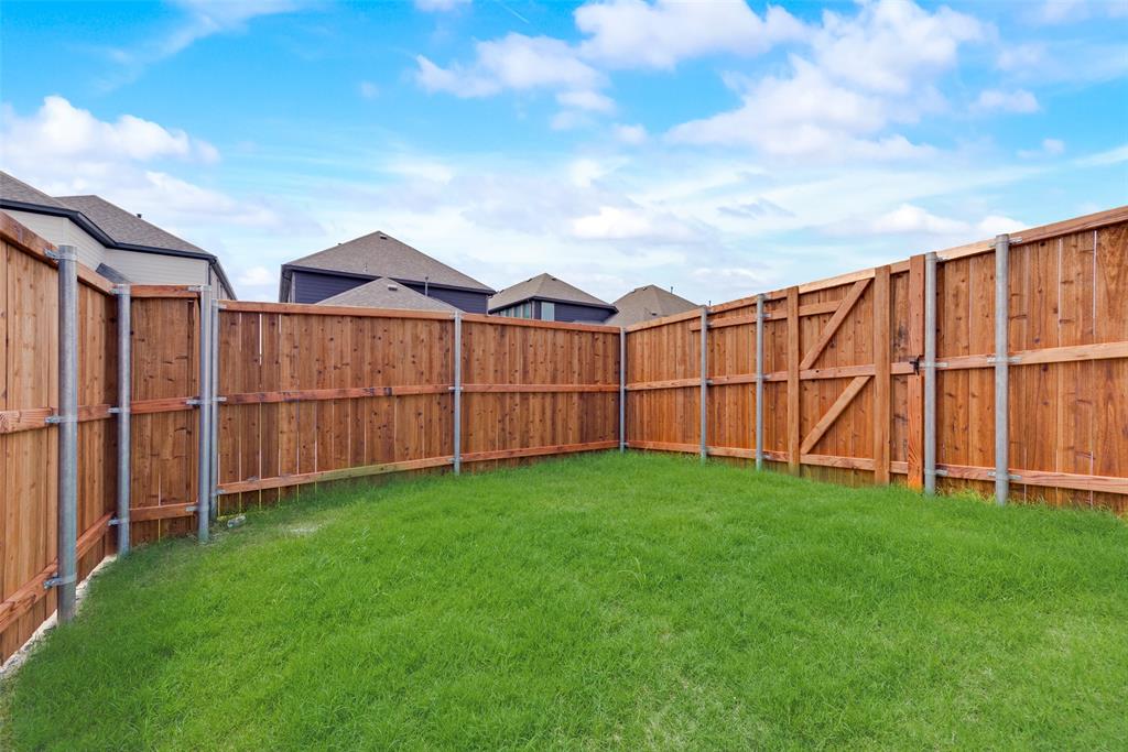 635 Caprice Bluff Fate, TX 75189 - Photo 29 of 34