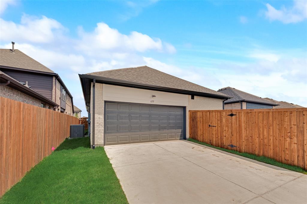 635 Caprice Bluff Fate, TX 75189 - Photo 31 of 34