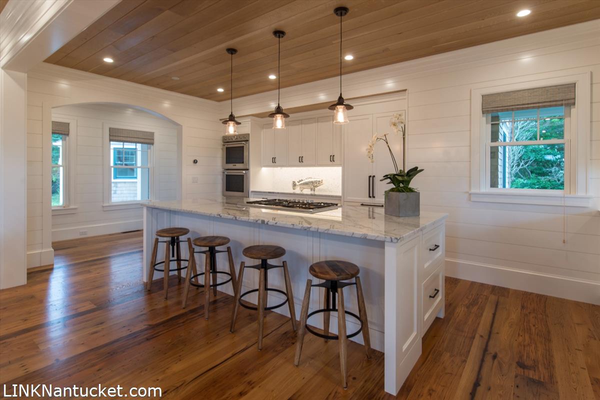 10 Monomoy Creek Road Nantucket, MA 02554 - Photo 11 of 36 Gallery Image 11