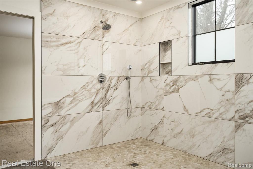 1616 Croft Road Birmingham, MI 48009 - Photo 15 of 25