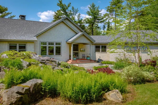 $1,375,000 | 28 Ridgewood Lane, Mount Desert, ME 04660