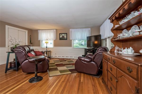 6 Hickory Road Braintree, MA 02184 - Photo 11 of 19 Gallery Image 11