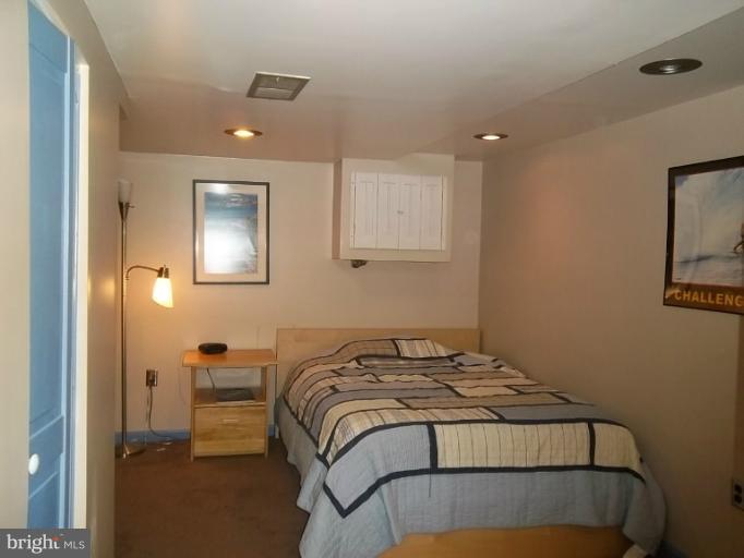 1003 Overbrook Road Baltimore, MD 21239 - Photo 14 of 28 Bedroom