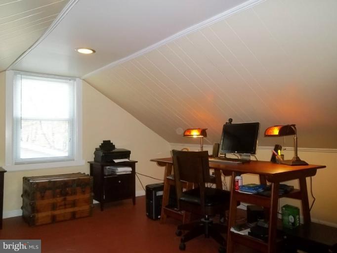 1003 Overbrook Road Baltimore, MD 21239 - Photo 5 of 28 Interior (General)