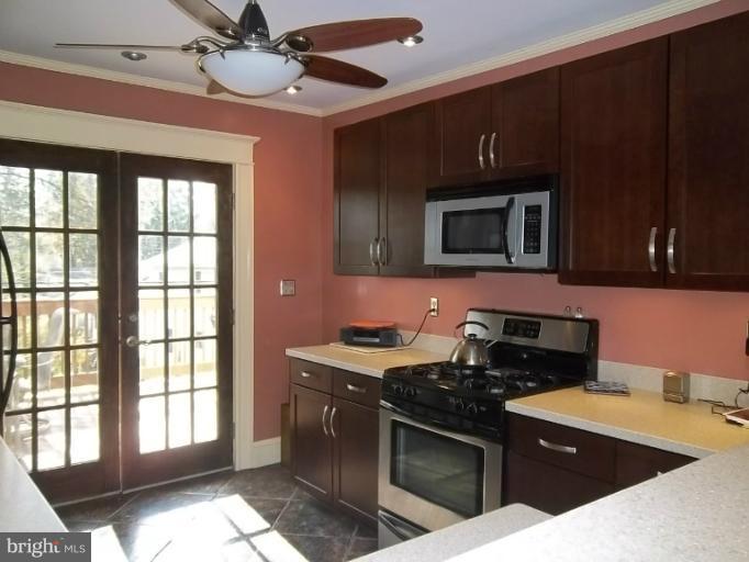 1003 Overbrook Road Baltimore, MD 21239 - Photo 10 of 28 Kitchen