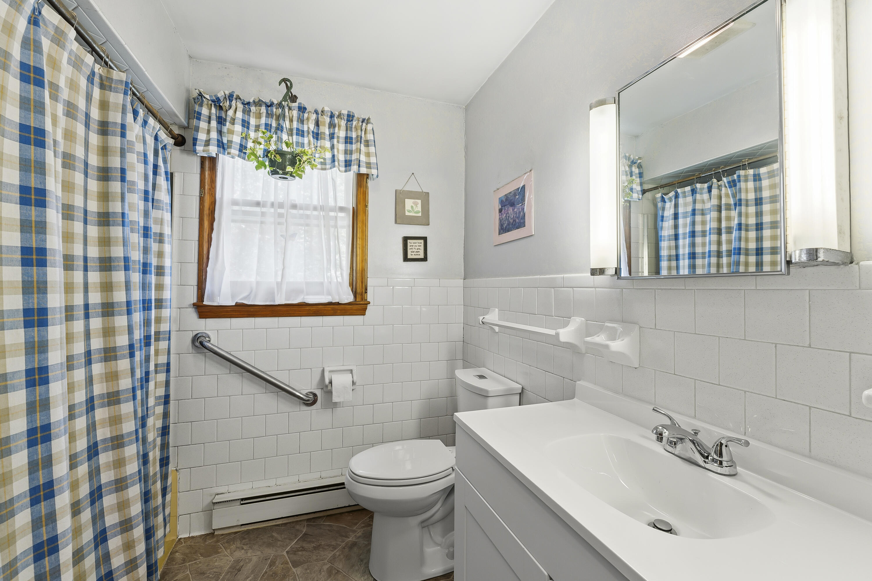 92 Highway 236 Berwick, ME 03901 - Photo 17 of 67 92 ME-236_120