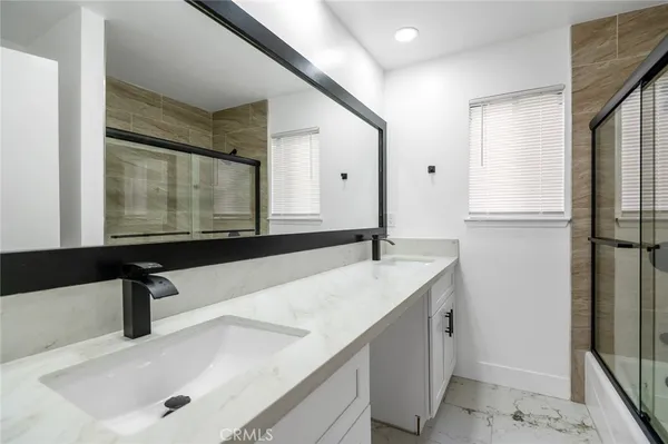 $420,000 | 1828 South Hillcrest Drive, Visalia, CA 93292