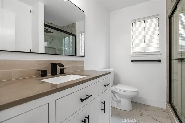 $420,000 | 1828 South Hillcrest Drive, Visalia, CA 93292