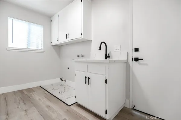 $420,000 | 1828 South Hillcrest Drive, Visalia, CA 93292