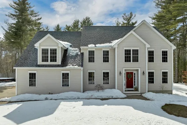 $829,000 | 147 Boulder Drive, Barrington, NH 03825