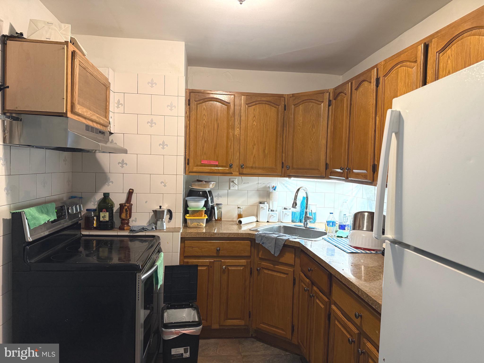 147 South 6th Street Reading, PA 19602 - Photo 12 of 16