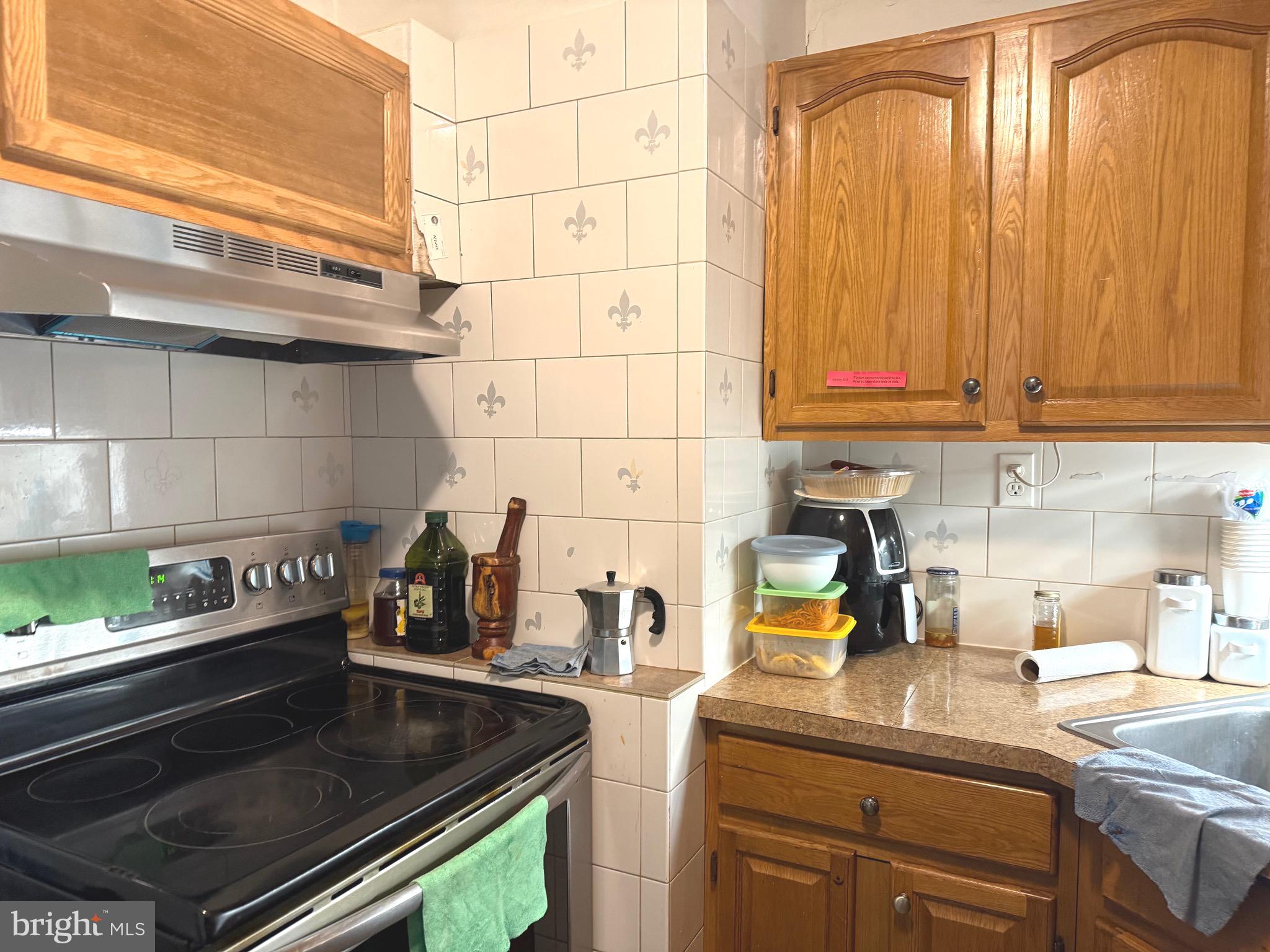 147 South 6th Street Reading, PA 19602 - Photo 13 of 16